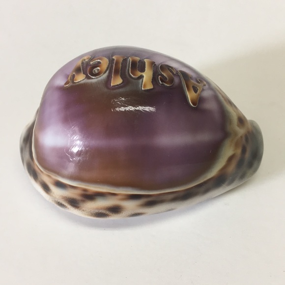 ❤️3/$25 Unique Gift Hand Carved Seashell name ASHLEY - Picture 7 of 8